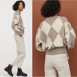 Pringle of Scotland x H&M Argyle Brown, Tan, and Cream Sweater Small